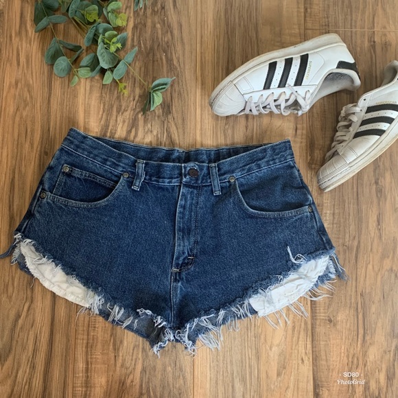 Vintage Wrangler Hi Rise Cut Offs Size 30 - Picture 3 of 7